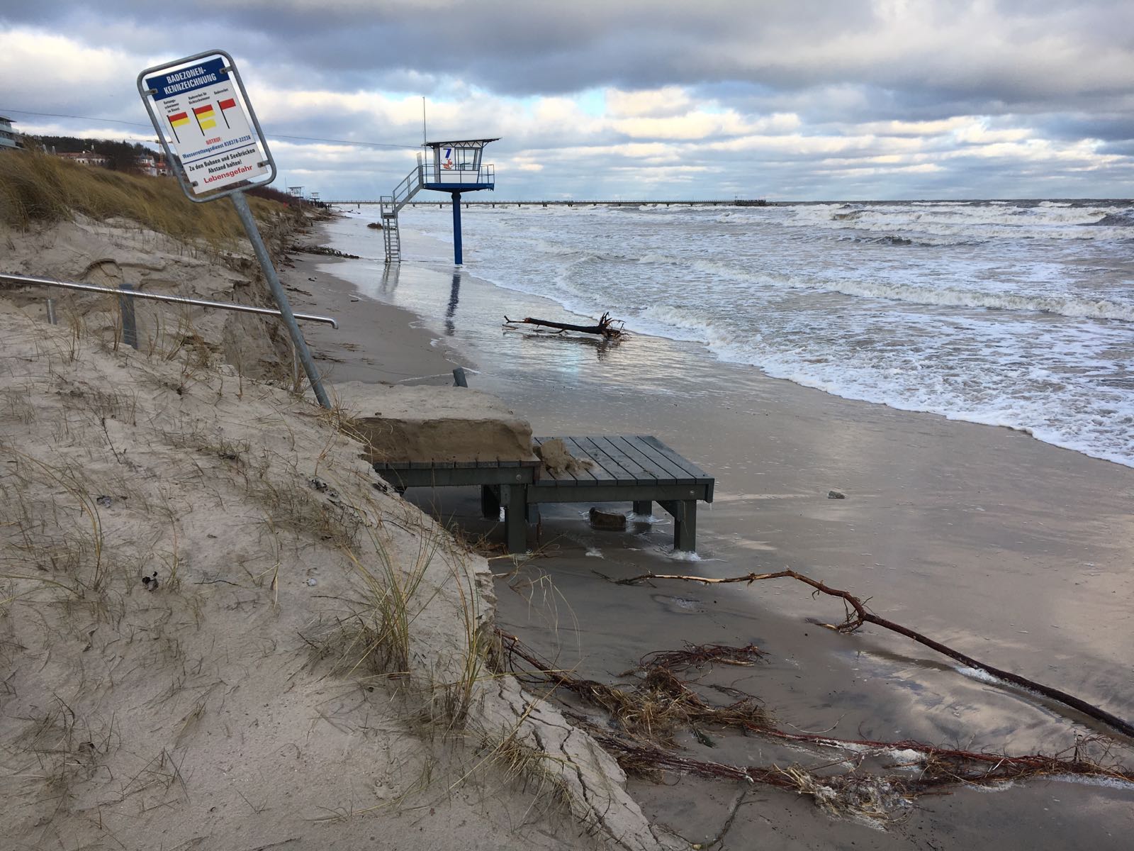 Strandaufgang Insel Usedom Ahlbeck Heringsdorf Bansin Sturmtief Axel Hochwasser Sturmflut